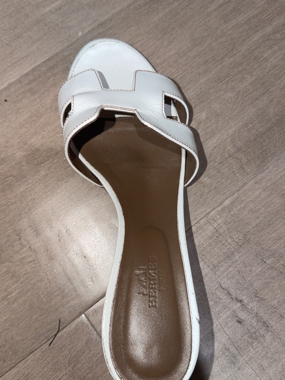 Hermes White Leather Oran Slide Mule
